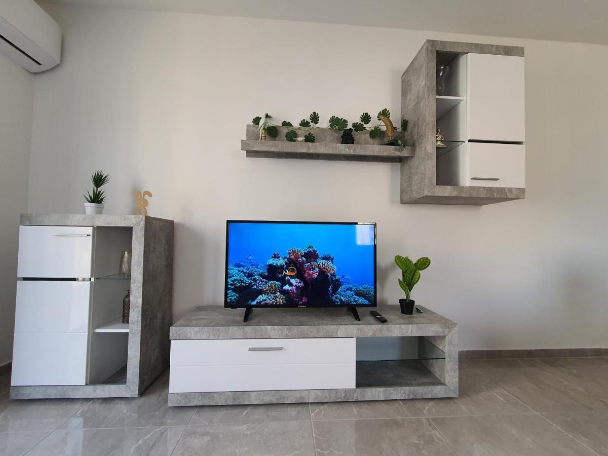 Pretty 2 Bedroom Apartment With Shared Pool St. Paul's Bay Esterno foto